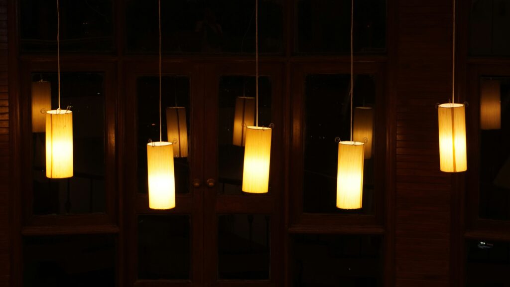 Guirlande LED lumière douce ambiance cosy appartement